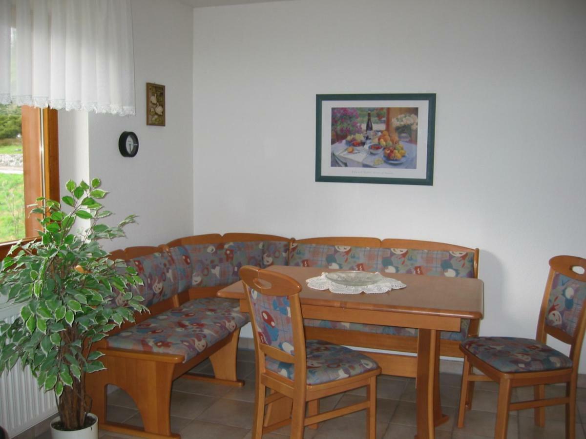 Urseetalblick Wg 7 Apartment Lenzkirch Bagian luar foto